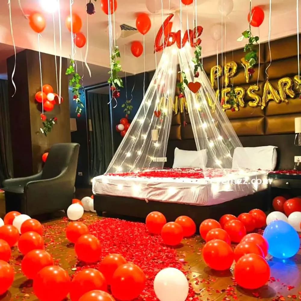 Anniversary Decorations