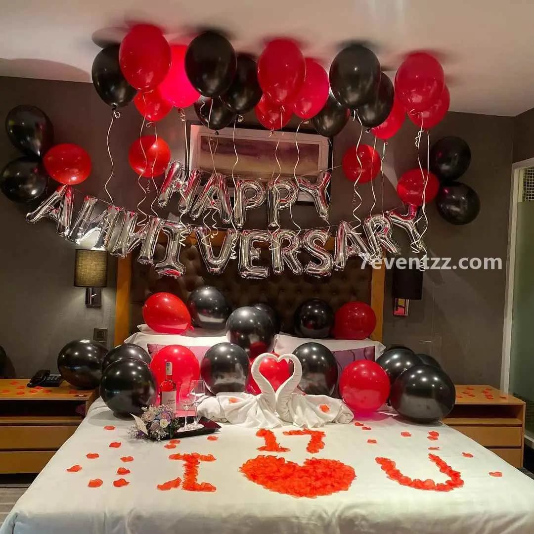 Anniversary Decorations