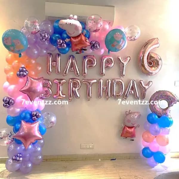 Peppa Pig balloon arch decoration with character props and colorful themed balloons for kids birthday party – 7eventzz