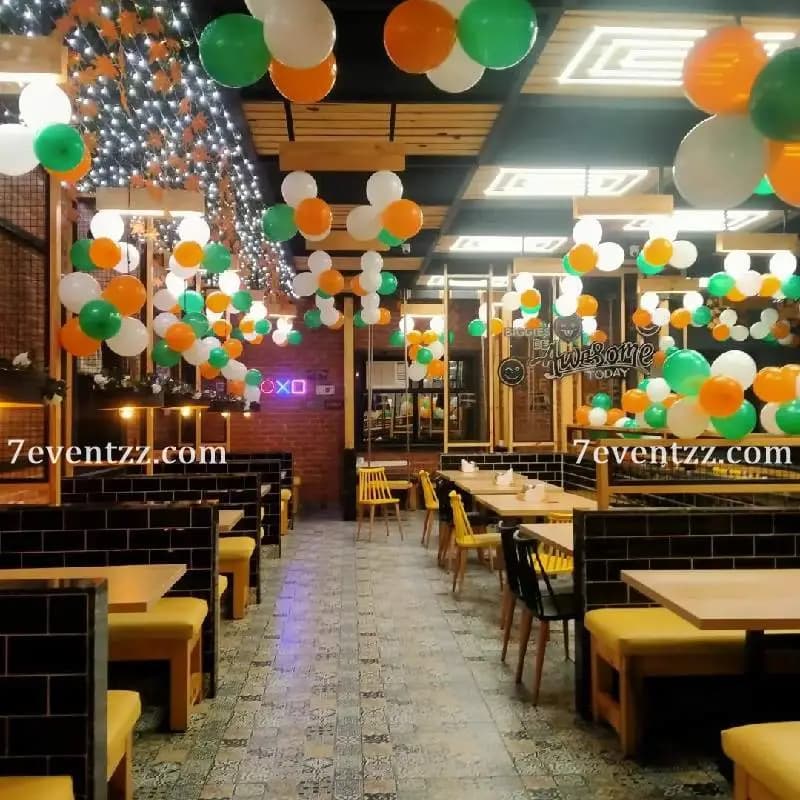 Tricolour Independence Day shop decoration with Indian flag motifs and balloons