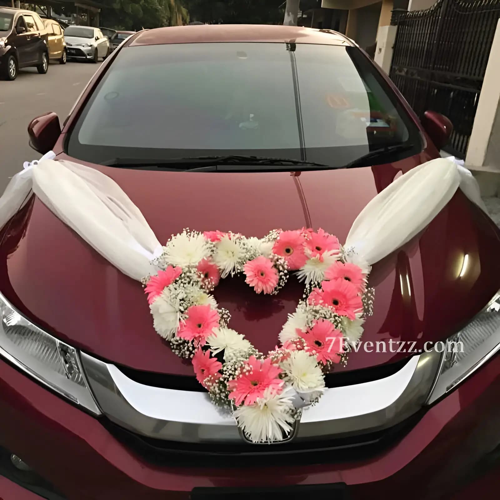 White Cloth Car Decor — 7eventzz decoration