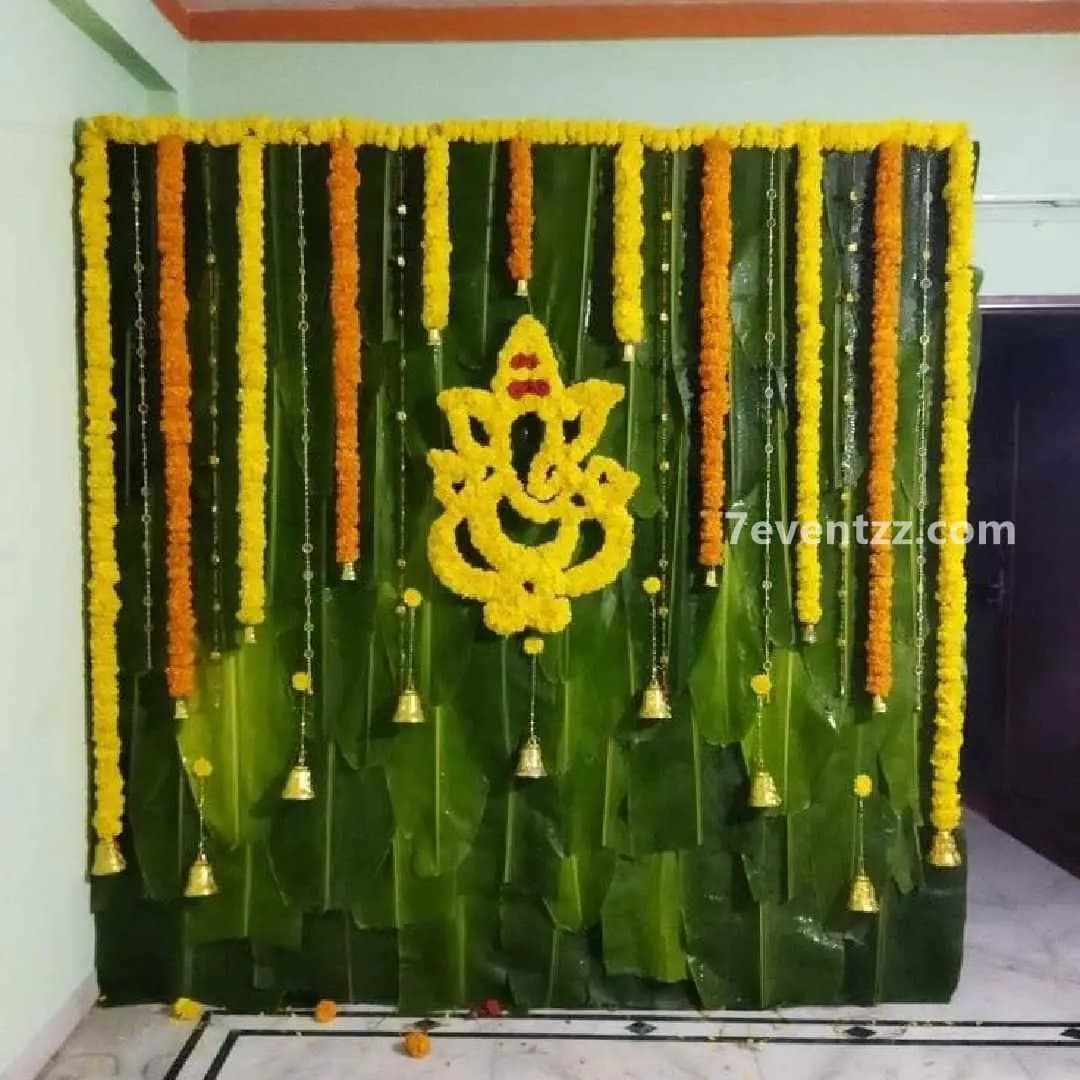 Banana Leaf Decoration