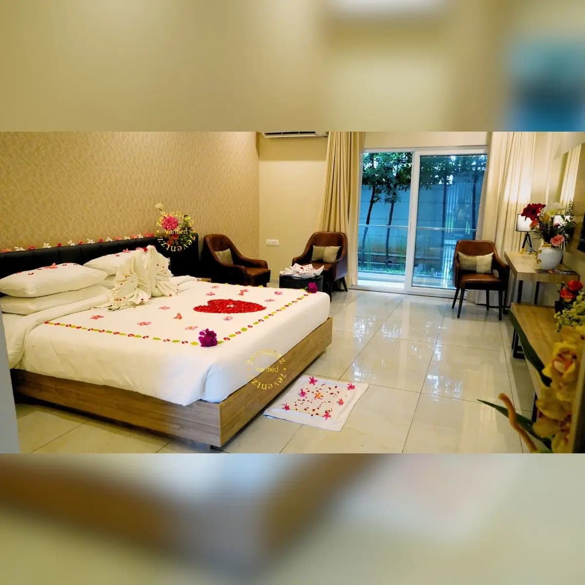Romantic Stay and Dinner for Couple — 7eventzz decoration