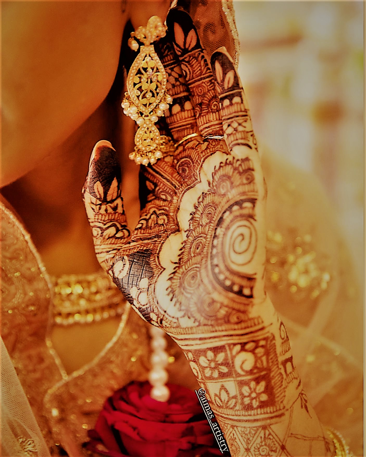 Cute Easy Henna Mehendi Designs For Beginners - Simple Henna designs -  YouTube