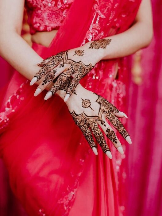 Instagram Back Hand Mehndi Design