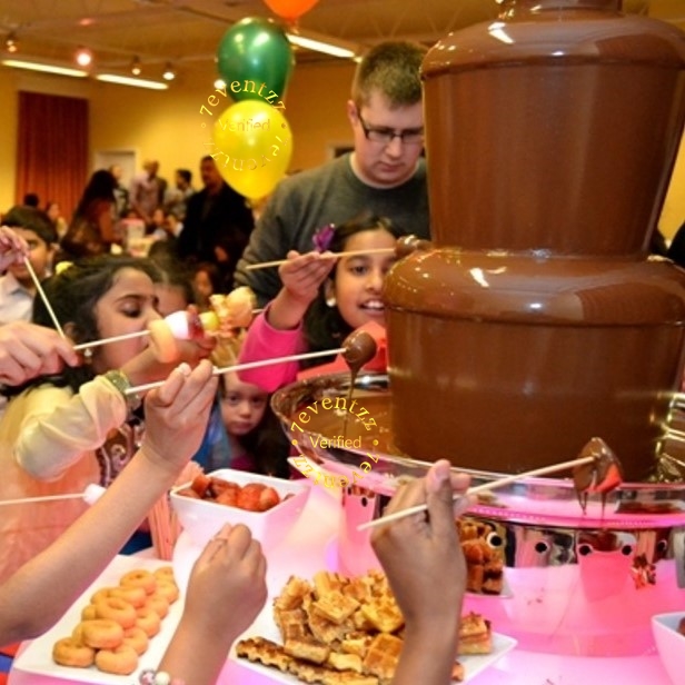 Yummy Chocolate Fountain