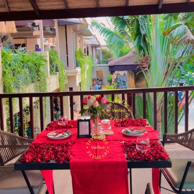 Tree House Setup for Romantic Dinner