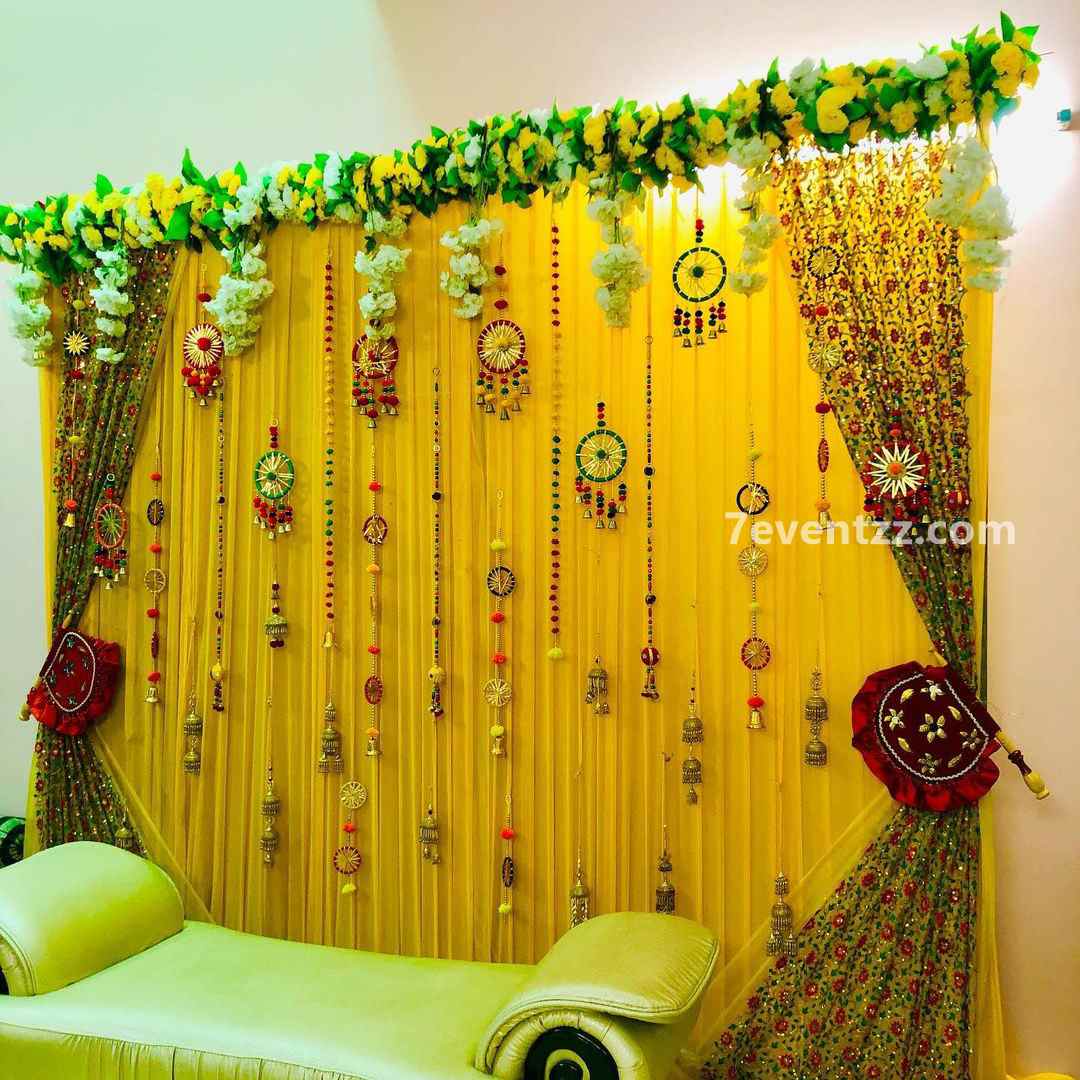 Elegant Mehndi Decoration